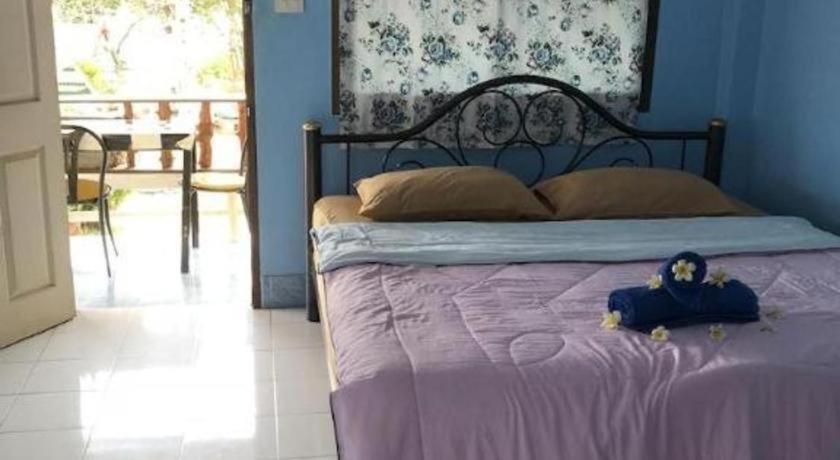 Rimtalay Resort Koh Si Chang Extérieur photo