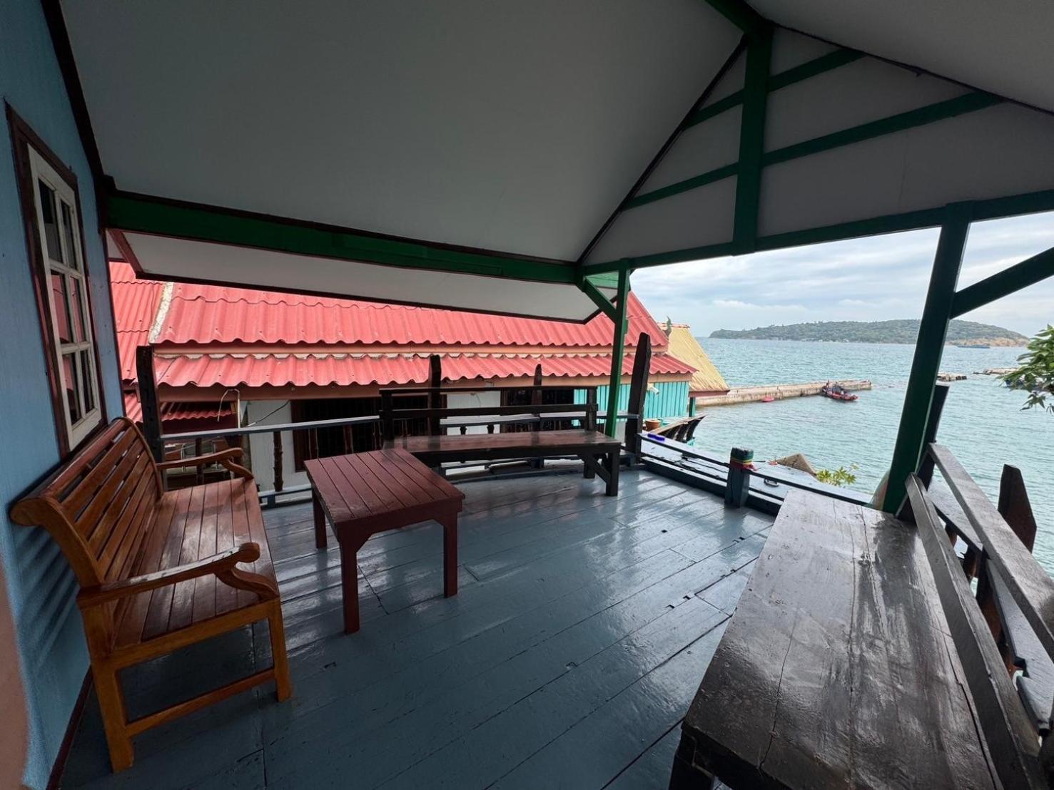 Rimtalay Resort Koh Si Chang Extérieur photo